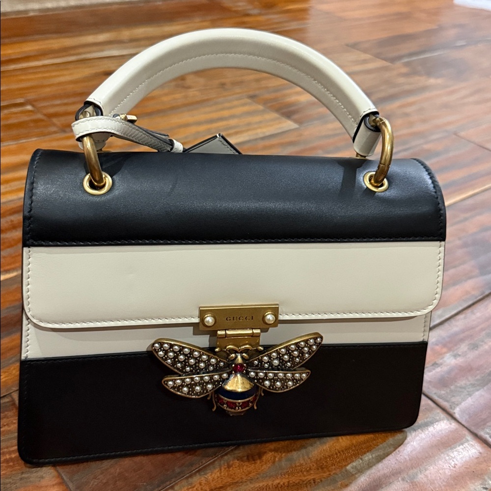 Queen Margaret Top Handle Bag Colorblock Leather Large